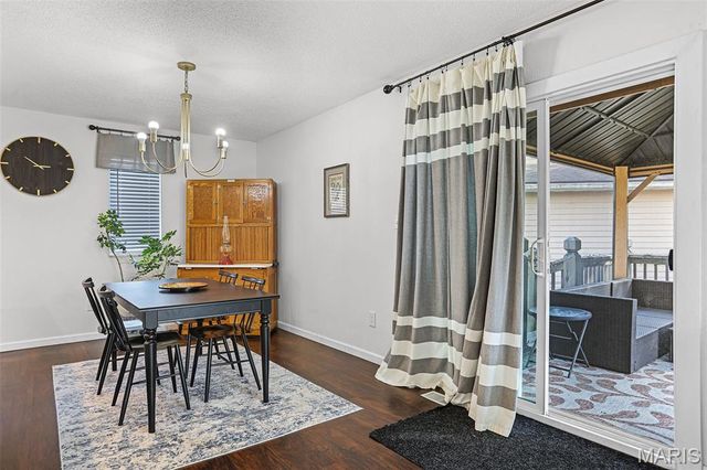 1405 Royal Oak Court, O'fallon, IL 62269