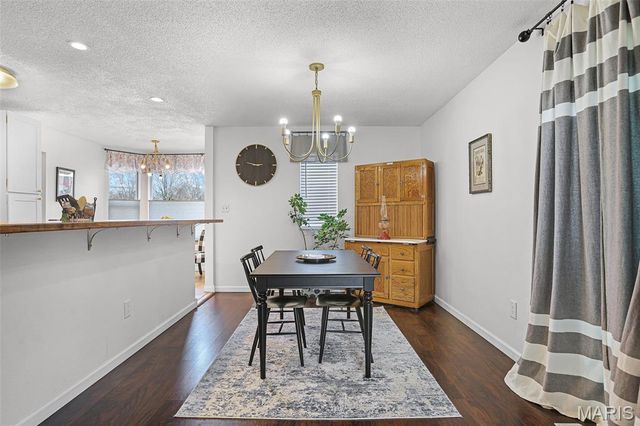 1405 Royal Oak Court, O'fallon, IL 62269