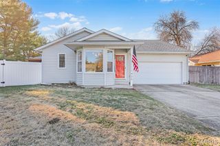 1405 Royal Oak Court, O'fallon, IL 62269