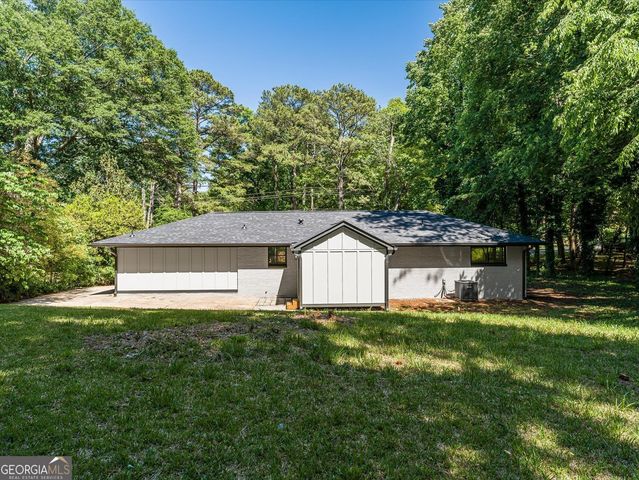 5572 Andrew Drive, Mableton, GA 30126
