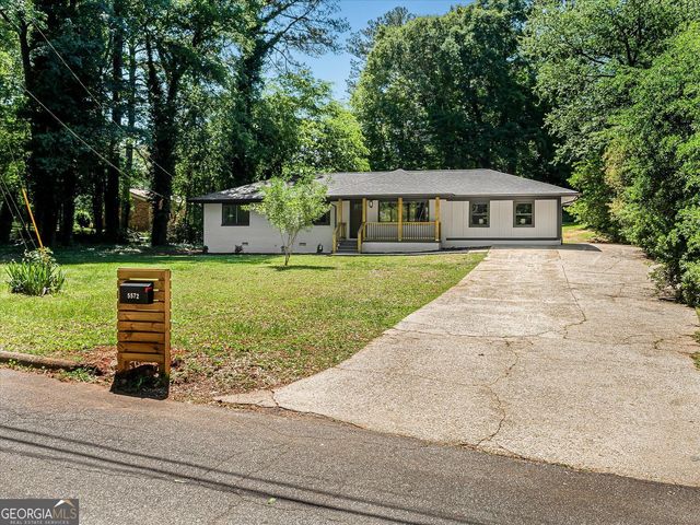 5572 Andrew Drive, Mableton, GA 30126