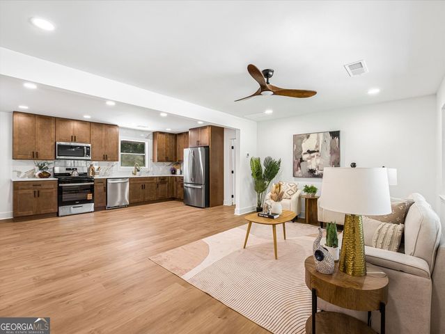 5572 Andrew Drive, Mableton, GA 30126