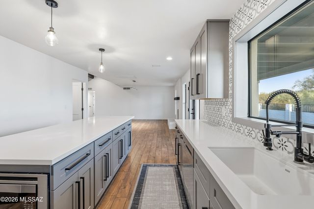 4554 N Avenida Del Cazador, Tucson, AZ 85718