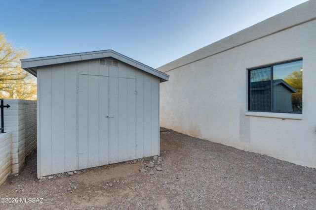 4554 N Avenida Del Cazador, Tucson, AZ 85718
