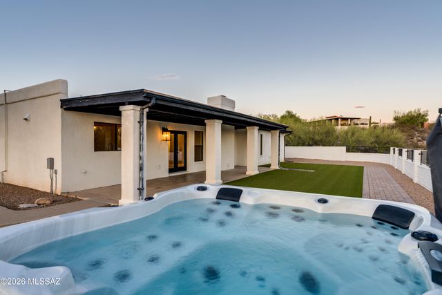 4554 N Avenida Del Cazador, Tucson, AZ 85718