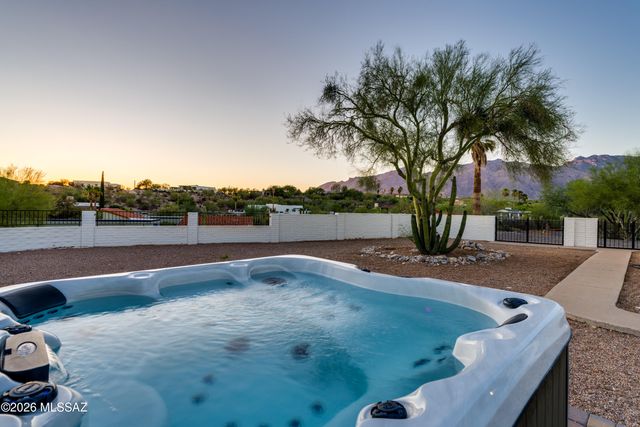 4554 N Avenida Del Cazador, Tucson, AZ 85718