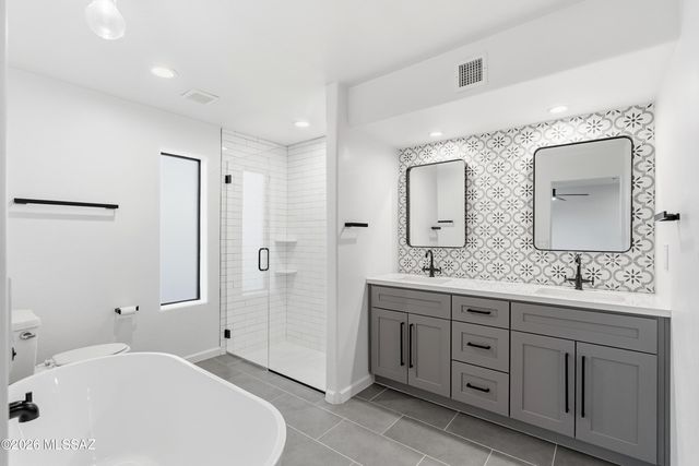 4554 N Avenida Del Cazador, Tucson, AZ 85718