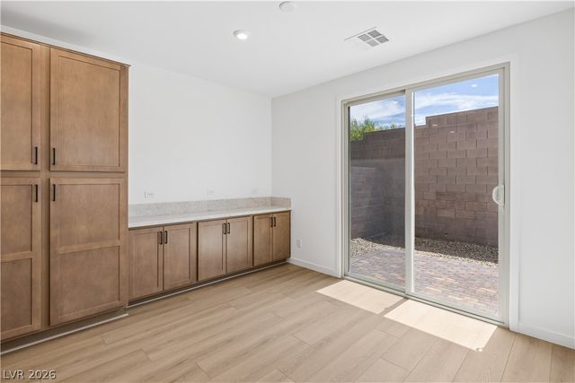 11977 Angle Cliff Avenue, Las Vegas, NV 89138