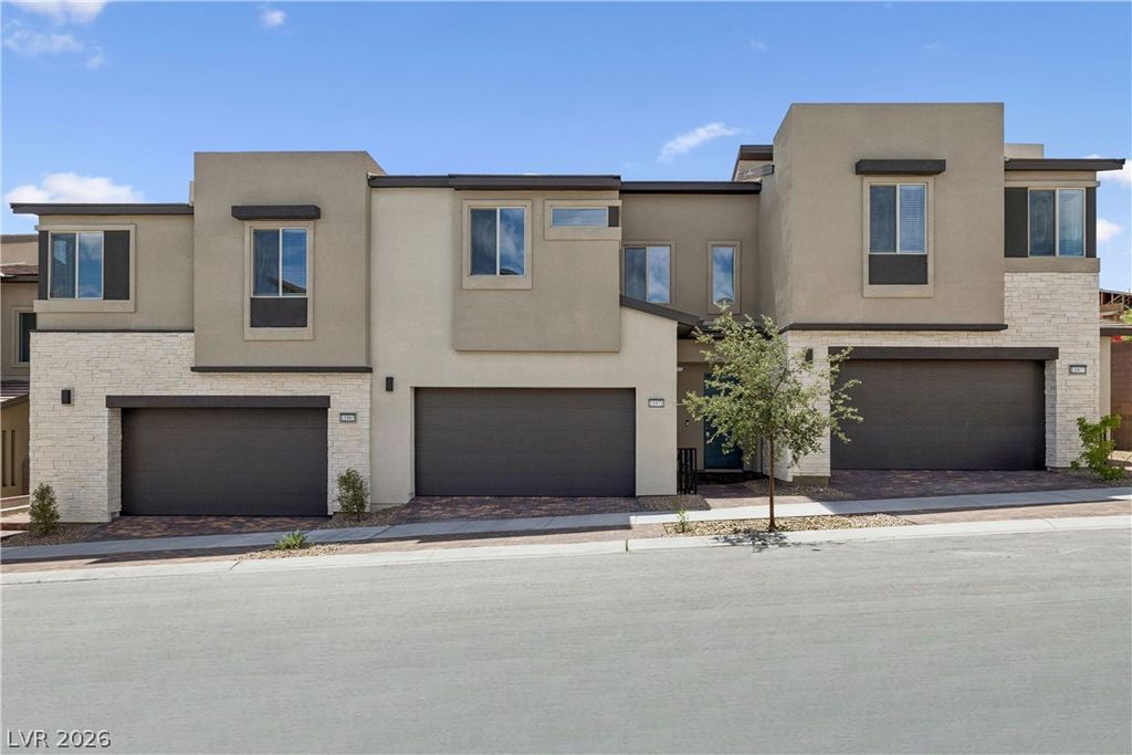 11977 Angle Cliff Avenue, Las Vegas, NV 89138 — photo 2