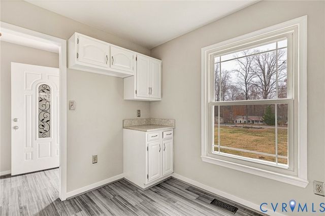 319 Lake Caroline Dr, Ruther Glen, VA 22546