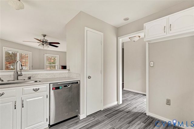 319 Lake Caroline Dr, Ruther Glen, VA 22546