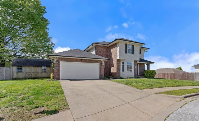 1104 W Tyson Court, Ozark, MO 65721