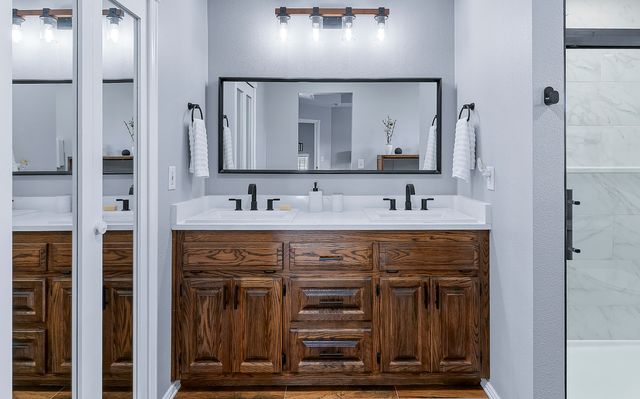 1104 W Tyson Court, Ozark, MO 65721