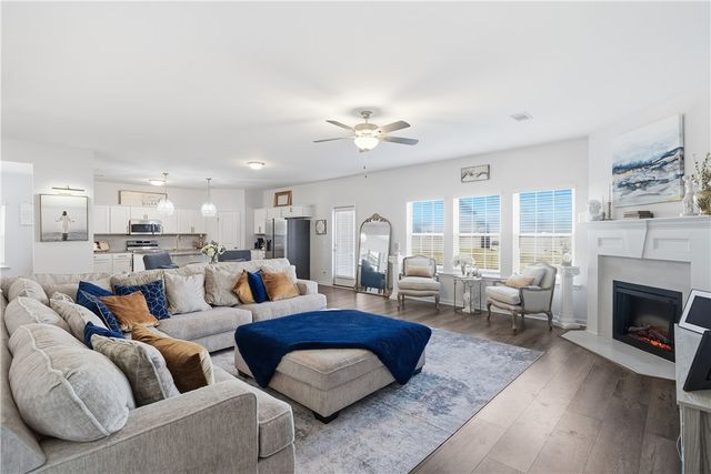 1160 Turpentine Trail, Hinesville, GA 31313