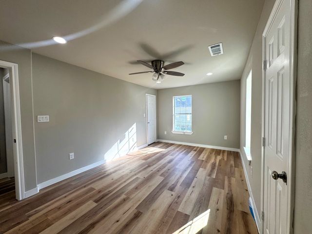 516 S O'Tyson, Mt Pleasant, TX 75455