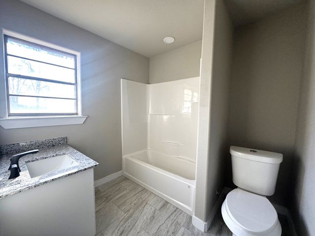 516 S O'Tyson, Mt Pleasant, TX 75455