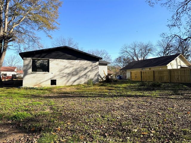 516 S O'Tyson, Mt Pleasant, TX 75455