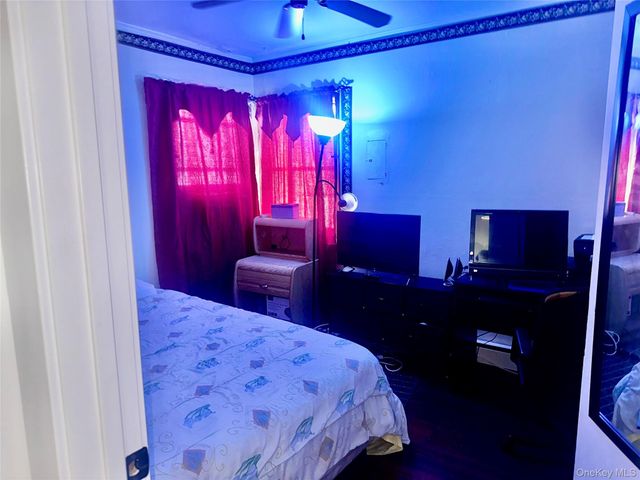 753 Wyngate Drive W, Hempstead, NY 11580