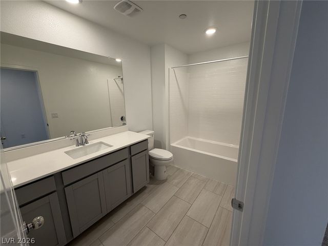 10771 Blake Gardens Court, Las Vegas, NV 89166