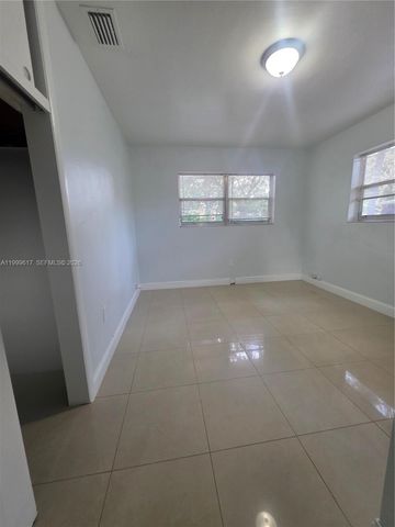 2832 SW 37th Ave 2834, Miami, FL 33133