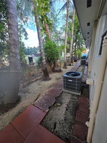 2832 SW 37th Ave 2834, Miami, FL 33133