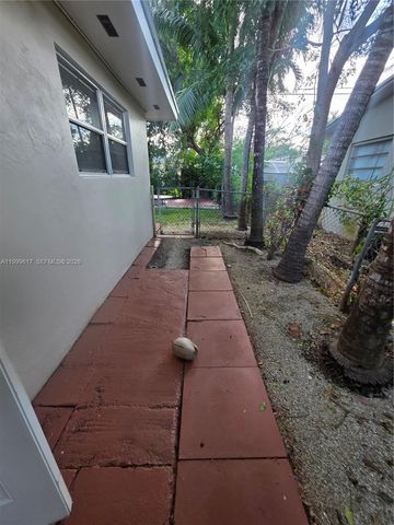 2832 SW 37th Ave 2834, Miami, FL 33133