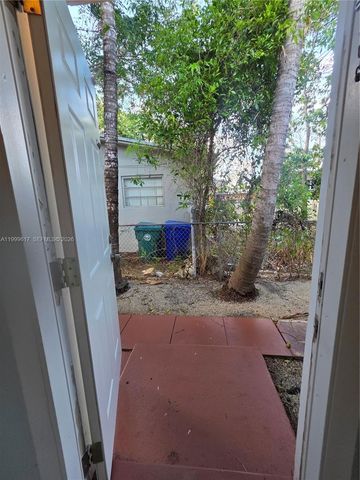 2832 SW 37th Ave 2834, Miami, FL 33133