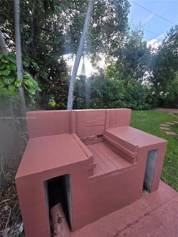 2832 SW 37th Ave 2834, Miami, FL 33133