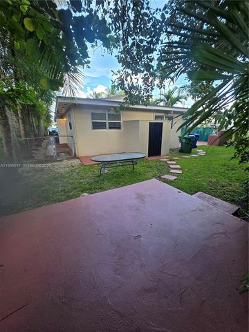 2832 SW 37th Ave 2834, Miami, FL 33133
