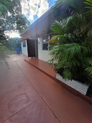 2832 SW 37th Ave 2834, Miami, FL 33133