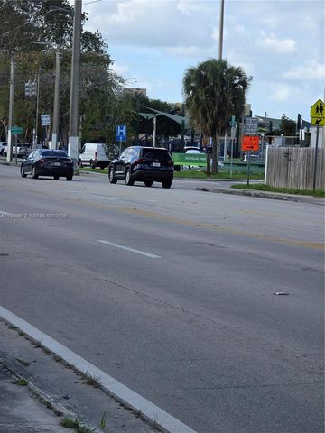 2832 SW 37th Ave 2834, Miami, FL 33133