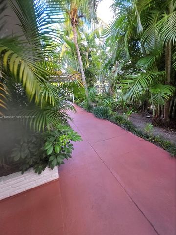 2832 SW 37th Ave 2834, Miami, FL 33133