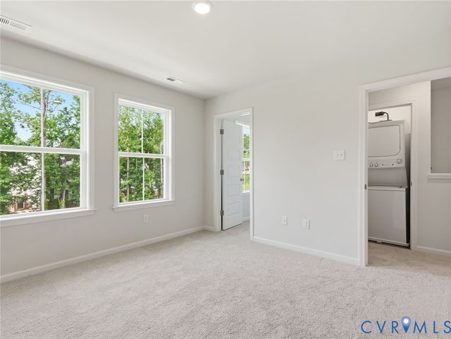 13813 Riverlight Dr, Midlothian, VA 23114