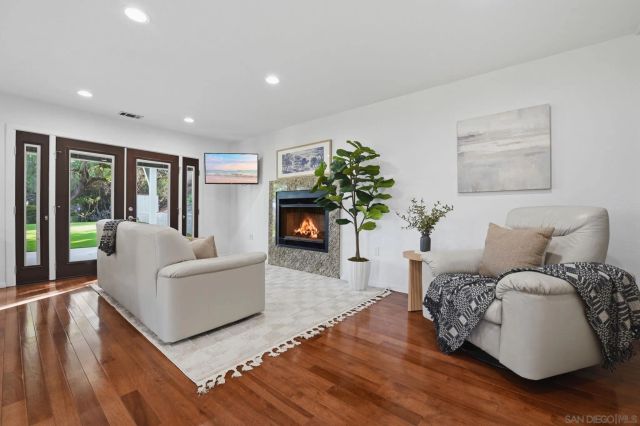 4165 Manchester Ave, Encinitas, CA 92024