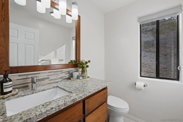4165 Manchester Ave, Encinitas, CA 92024