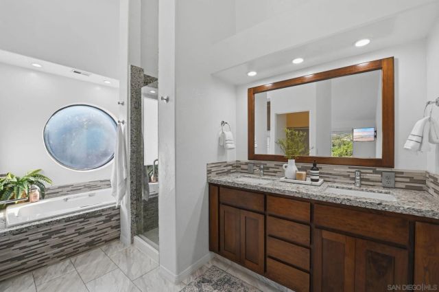 4165 Manchester Ave, Encinitas, CA 92024