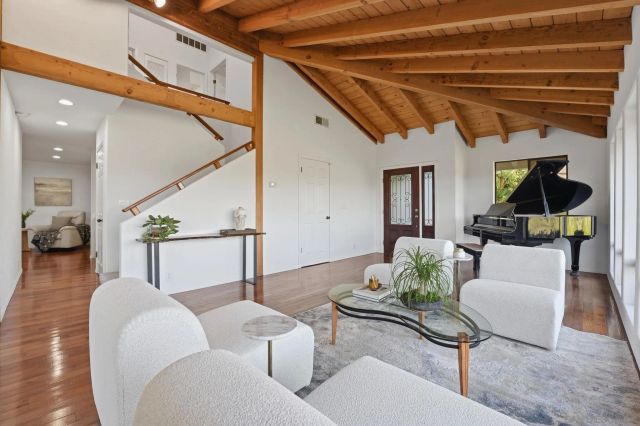 4165 Manchester Ave, Encinitas, CA 92024