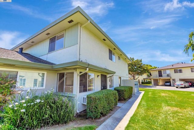 2274 Peacock Pl 3, Union City, CA 94587