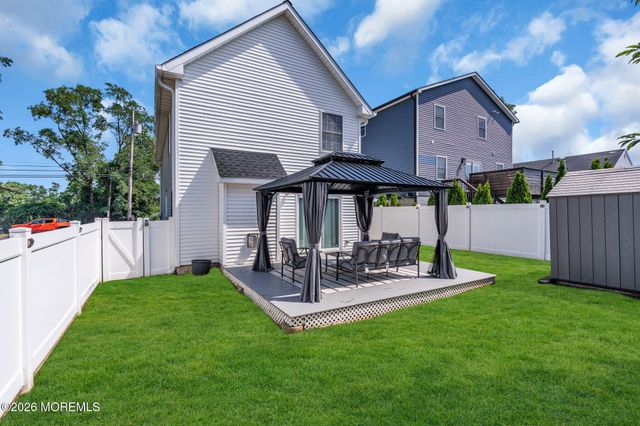 420 Morningside Avenue, Union Beach, NJ 07735