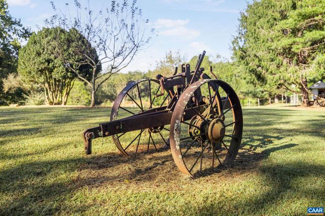 2402 ROCK BRANCH LN, North Garden, VA 22959