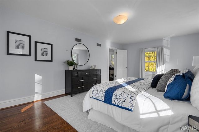 12 Webster Acres, Webster Groves, MO 63119