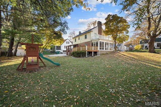 12 Webster Acres, Webster Groves, MO 63119