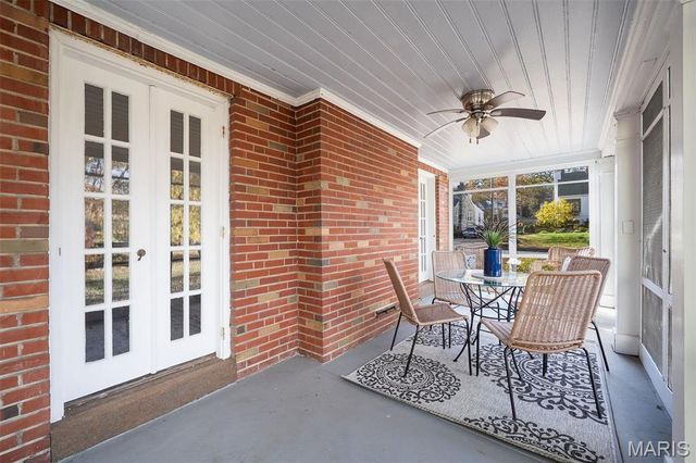 12 Webster Acres, Webster Groves, MO 63119