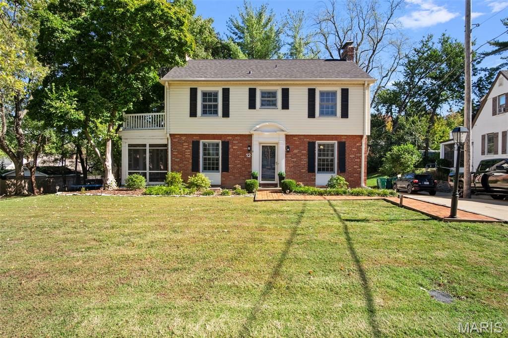 12 Webster Acres, Webster Groves, MO 63119