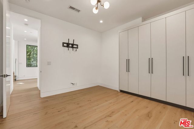 5316 Lennox Avenue, Sherman Oaks, CA 91401