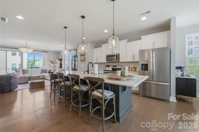 1105 Towns Hill Way, Charlotte, NC 28209