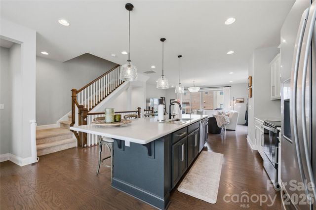 1105 Towns Hill Way, Charlotte, NC 28209