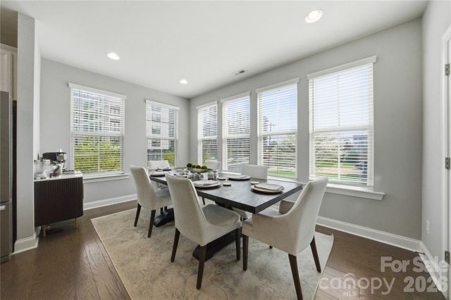 1105 Towns Hill Way, Charlotte, NC 28209