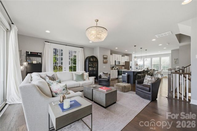 1105 Towns Hill Way, Charlotte, NC 28209