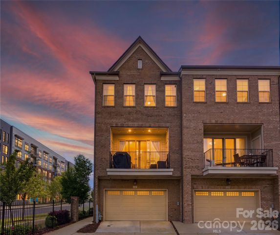 1105 Towns Hill Way, Charlotte, NC 28209